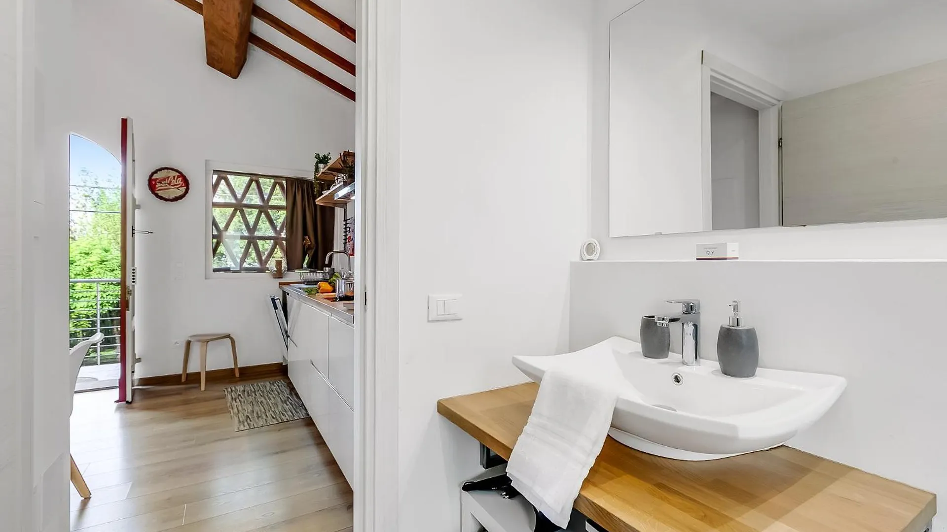 아파트 Cozy Apt Intypical Hayloft With Garden - Happy Rentals Castelfranco di Sopra 이탈리아